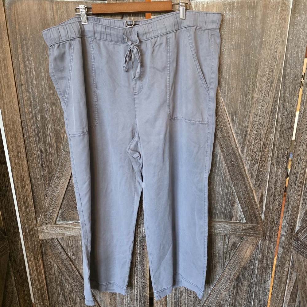 Jones & Co Pants Women's Size‎ 1X Gray Lyocell Lightweight Cropped 42x25 Pockets